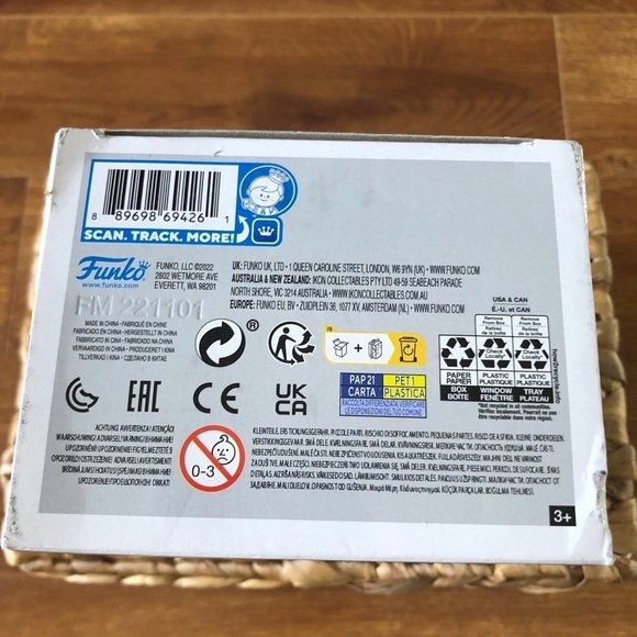 Funko Pop Animation Lola Bunny as Daphne Blake #1241 - Picture 6 of 6